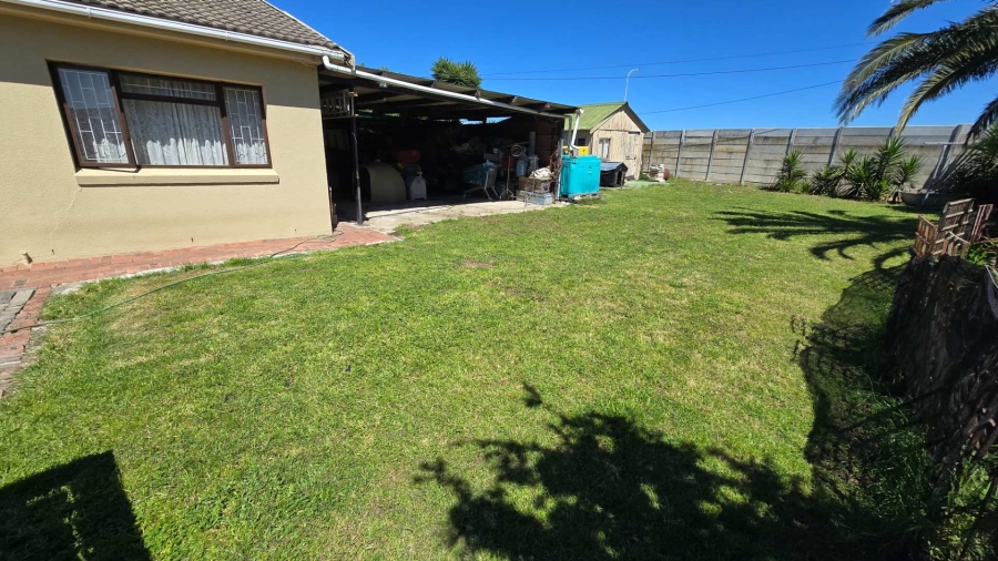 4 Bedroom Property for Sale in Wellway Park Western Cape